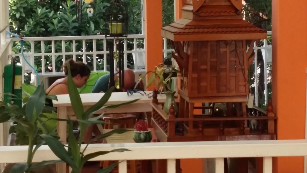 Jutharat Home Ayutthaya Exteriér fotografie
