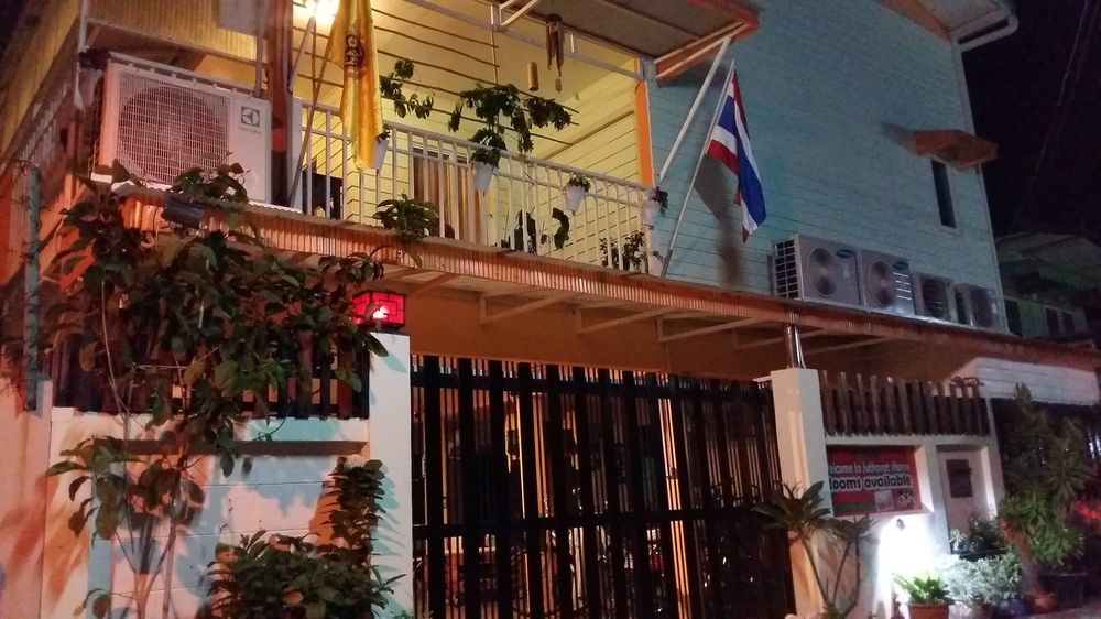 Jutharat Home Ayutthaya Exteriér fotografie